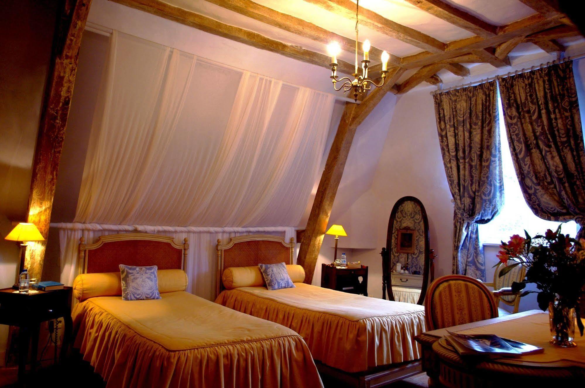Domaine De Chatenay - Le Mans Saint-Saturnin  Ngoại thất bức ảnh