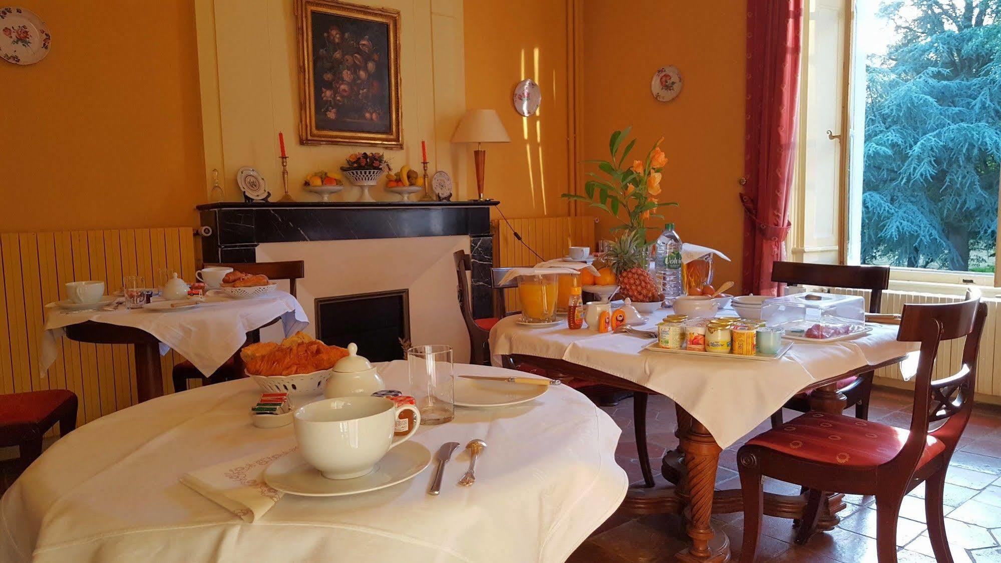 Domaine De Chatenay - Le Mans Saint-Saturnin  Ngoại thất bức ảnh